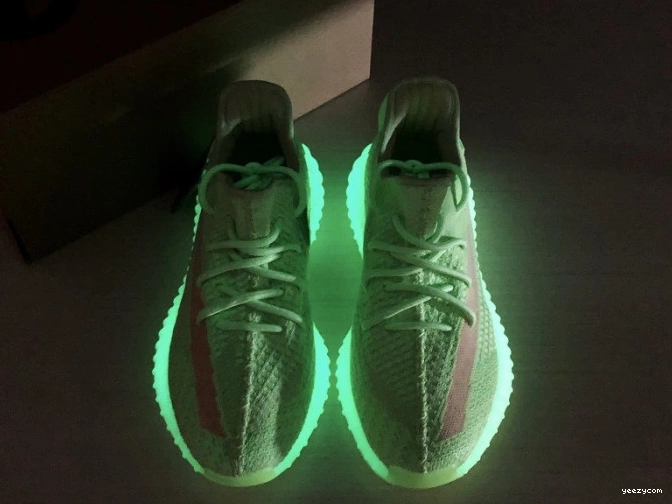 the 350 Glow Adidas Yeezy EG5293 Dark Boost in V2 0815